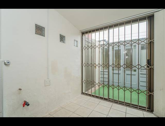 3 BEDROOM PROPERTY TO RENT IN MEADOWRIDGE